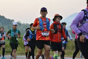 BIB: 2694
                            <button type="button" onclick="openModal(6880649)" class="btn btn-primary btn-sm float-right btn-popup" data-toggle="modal" data-target=".modal-high-quality">
                        <i class="fas fa-shopping-cart"></i> Add to Cart
                    </button>
                                            <button type="button" onclick="isThisMe(6880649, true)" class="btn btn-success btn-sm float-right btn-popup btn-isme hidden" data-toggle="tooltip" data-placement="bottom" title="นี่คือรูปของคุณใช่ไหม คลิกที่นี่เพื่อเอาเข้าอัลบั้ม">
                        <i class="fas fa-plus"></i> Add to album
                    </button>
                    <button type="button" onclick="isThisMe(6880649, false)" class="btn btn-warning btn-sm float-right btn-popup btn-isnotme hidden">
                        <i class="fas fa-ban"></i> Remove from album
                    </button>